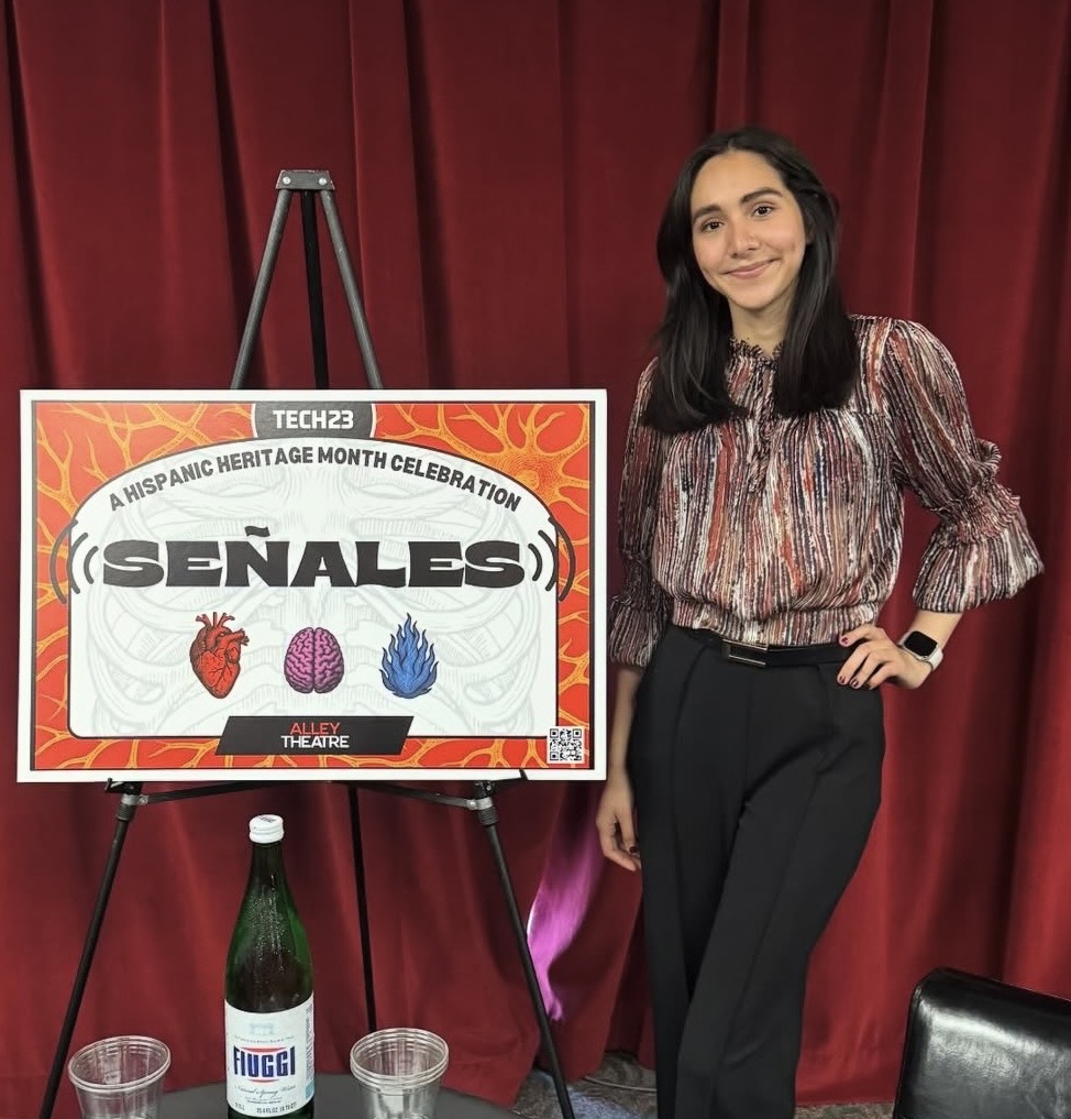 Maxine Annel at the Señales event, Alley Theatre